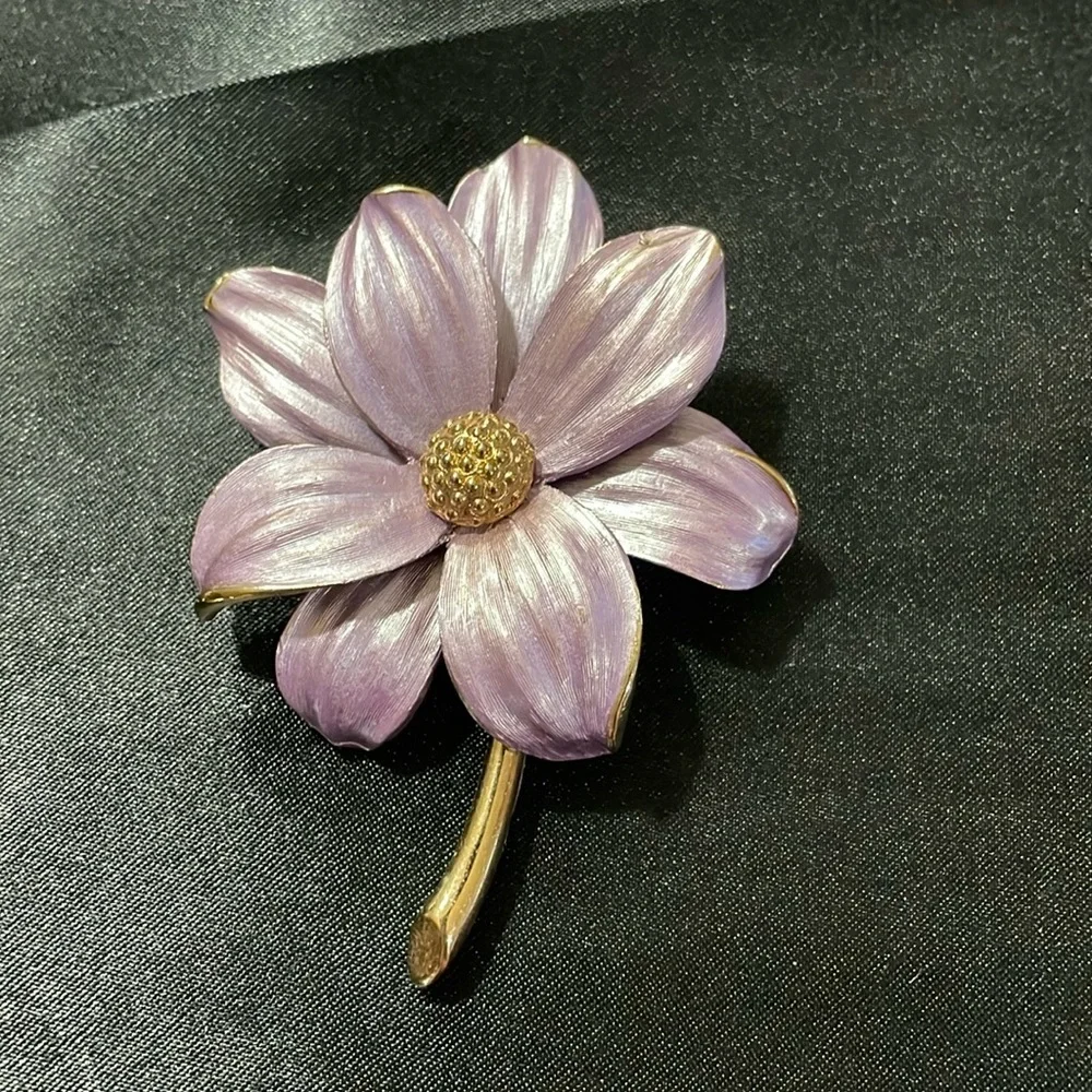 Vintage Gold Tone Flower Lilac Enamel Pin Brooch, Floral jewelry